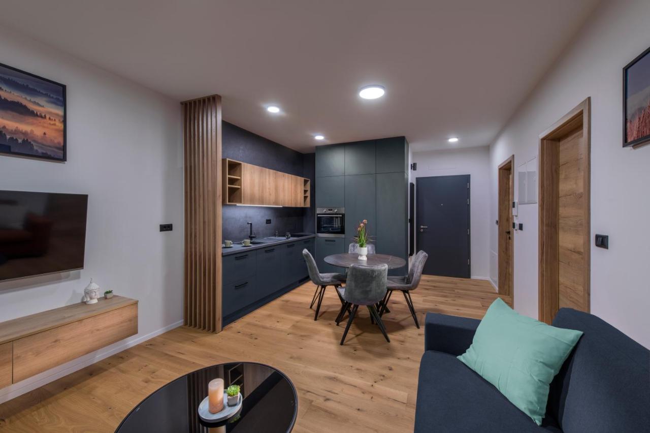 Apartmaji Harpf สโลวีน กราเดส ห้อง รูปภาพ