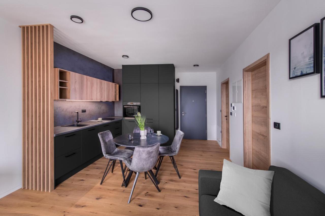 Apartmaji Harpf สโลวีน กราเดส ภายนอก รูปภาพ