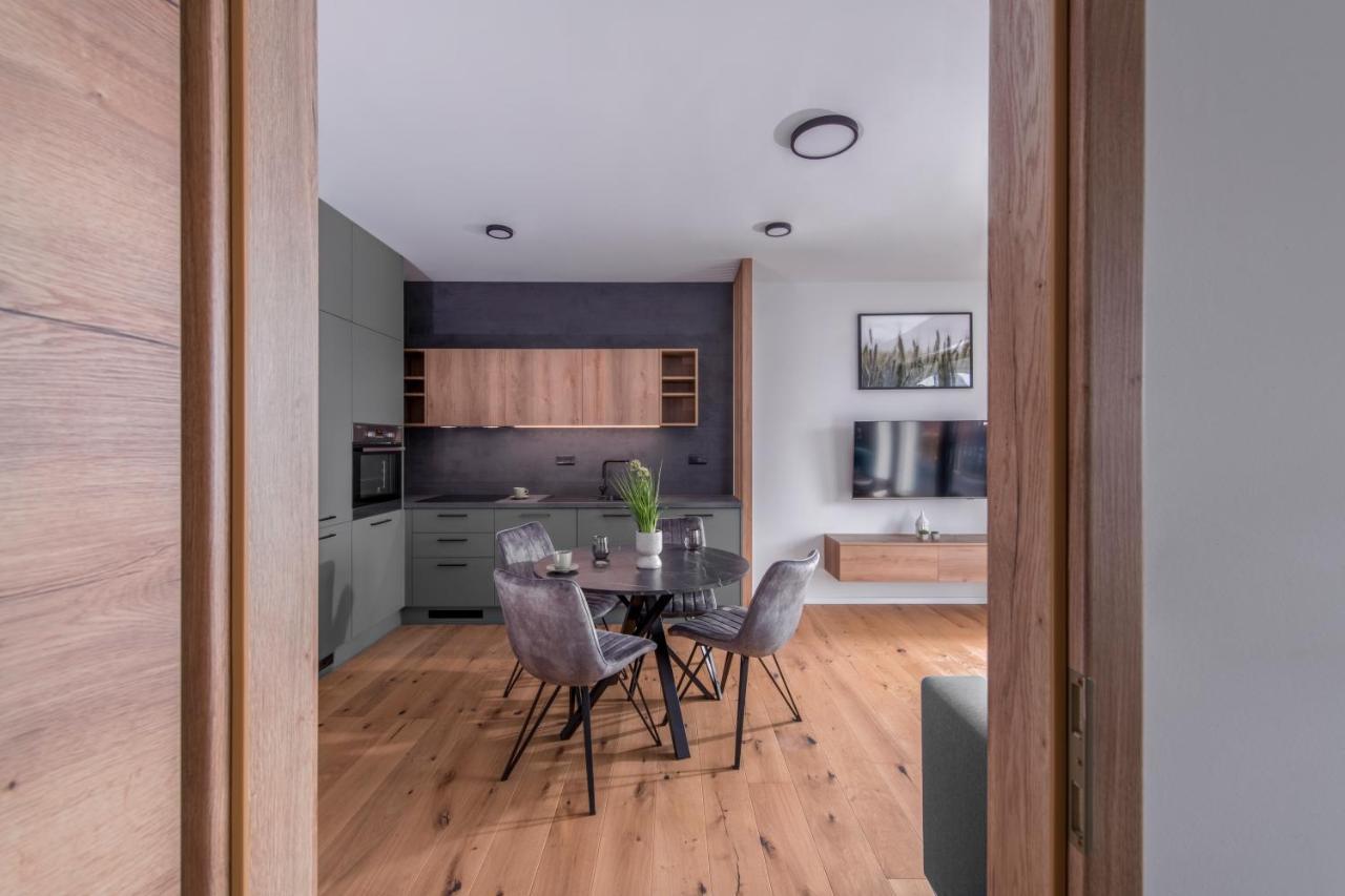 Apartmaji Harpf สโลวีน กราเดส ภายนอก รูปภาพ