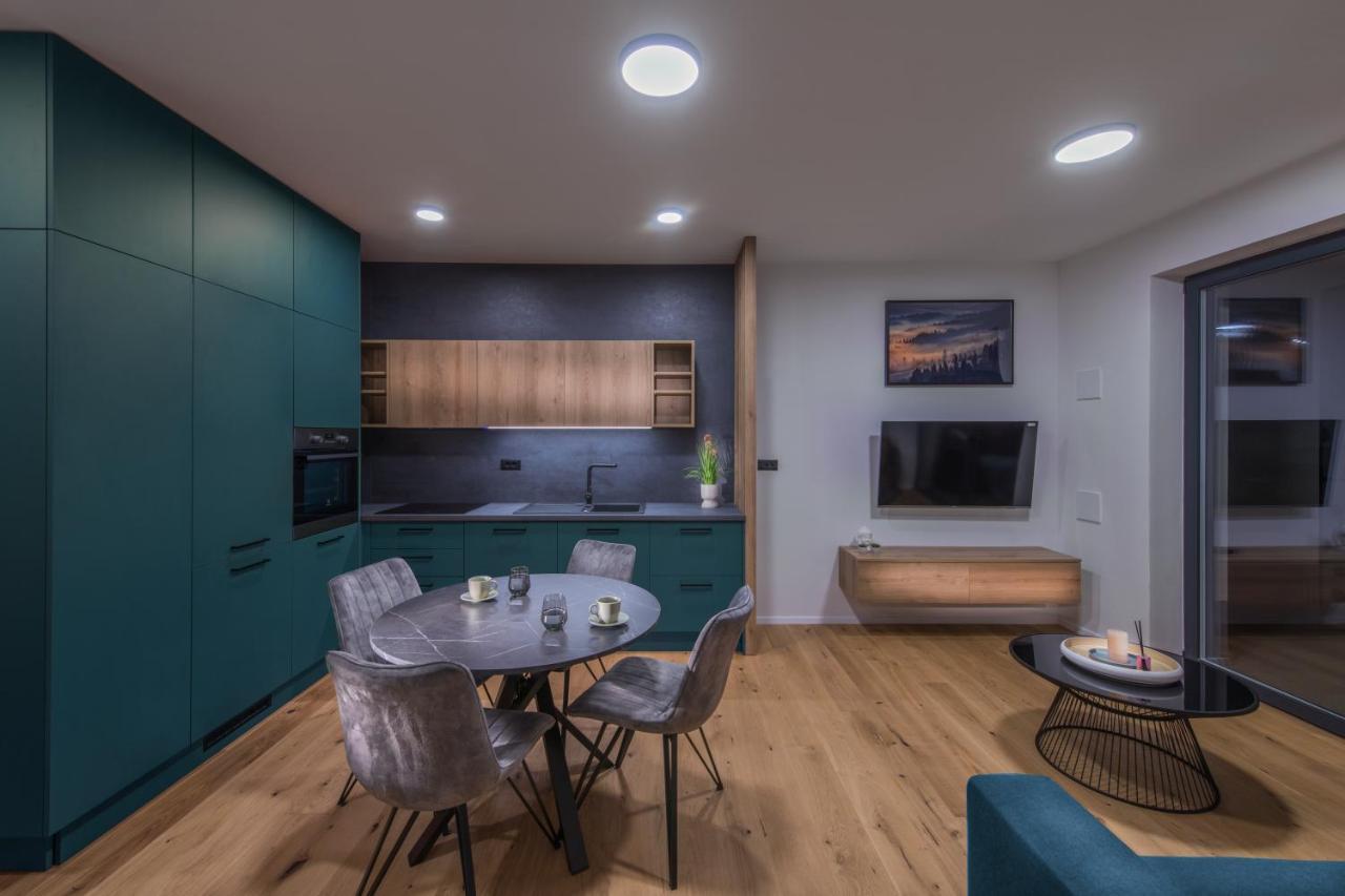 Apartmaji Harpf สโลวีน กราเดส ภายนอก รูปภาพ