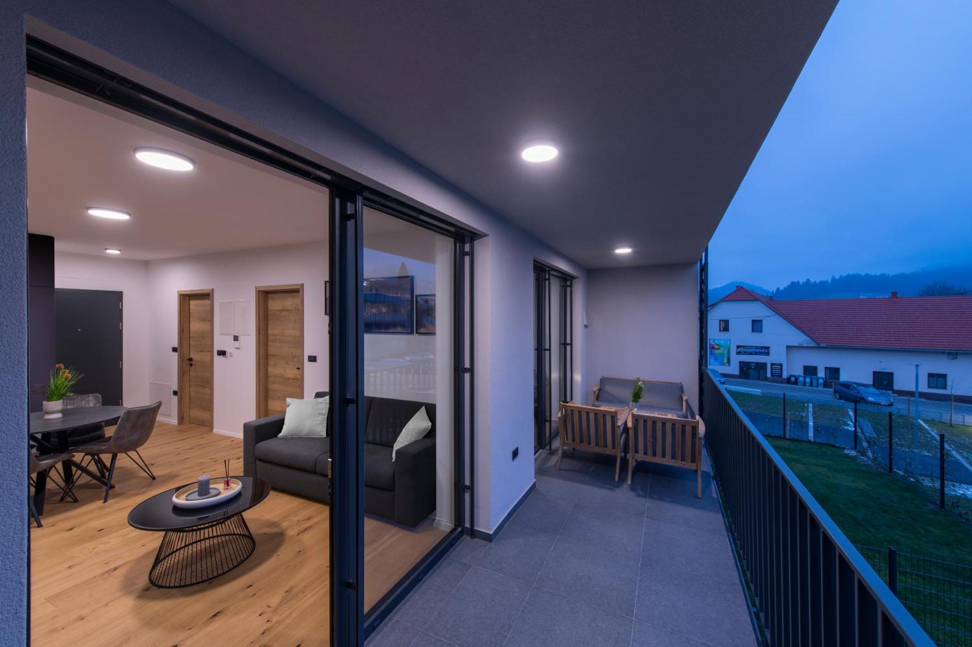 Apartmaji Harpf สโลวีน กราเดส ห้อง รูปภาพ